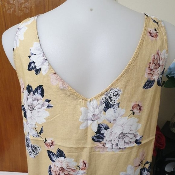 Just Jeans AU-16 Yellow Floral Design Sleeveless Singlet Top NWOT - Picture 7 of 11